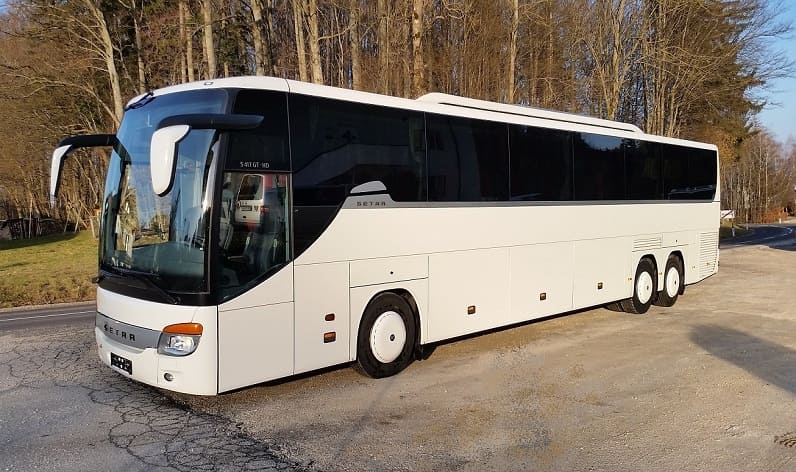 Kosovo: Buses hire in Gllogoc (Glogovac, Drenas) in Gllogoc (Glogovac, Drenas) and Europe